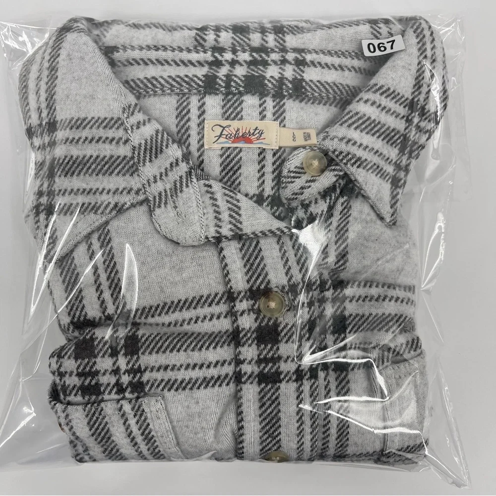 Faherty Legend Sweater Shirt Snowonder Plaid Womans Size L - Picture 7 of 7